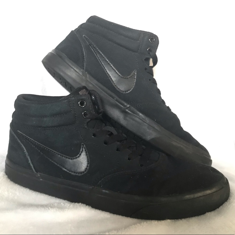 NIKE SB Charge Mid Solarsoft Black